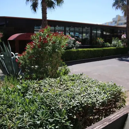 411, Port Nature 4 Au Village Naturiste * Agde