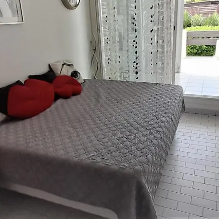 411, Port Nature 4 Au Village Naturiste Apartment *